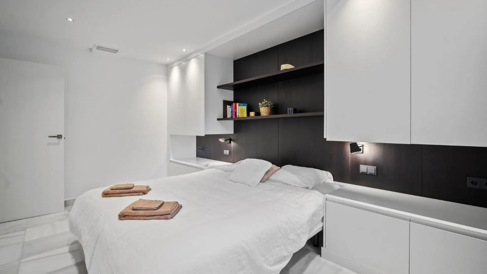Shangri-La Marbella Apartment